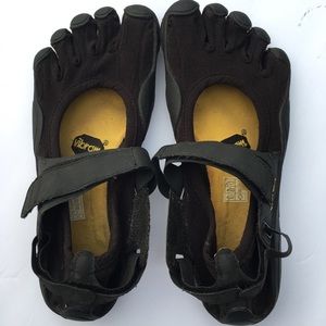 Vibram  Five Fingers toe barefoot all sport shoes